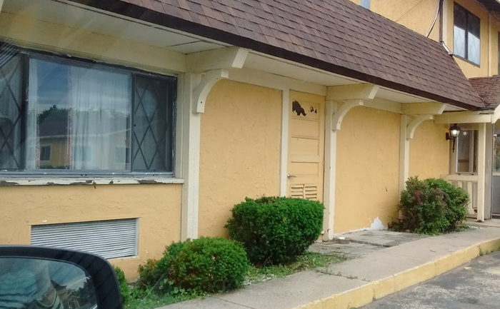 Gay-Sego Motel (Royal Crest Motel) - From Website Royal Crest (newer photo)